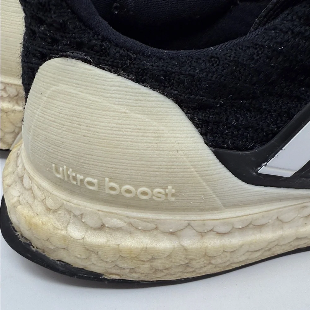 Adidas Ultra Boost Kids Black and White Sneakers size 3.5 Shoes